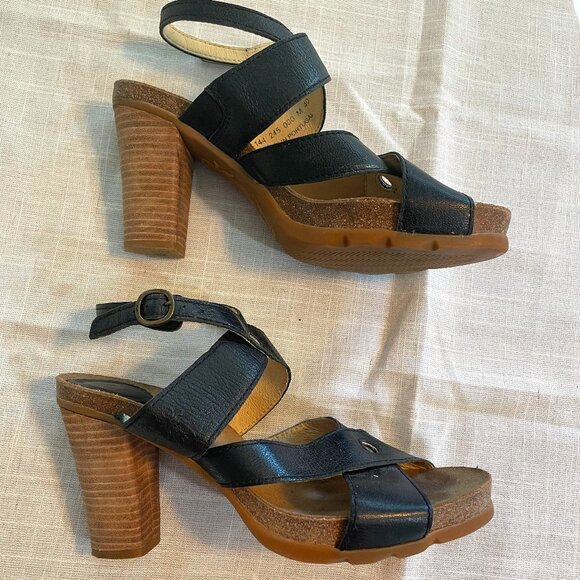 Fly London Block Heel Sandals - Picture 1 of 6